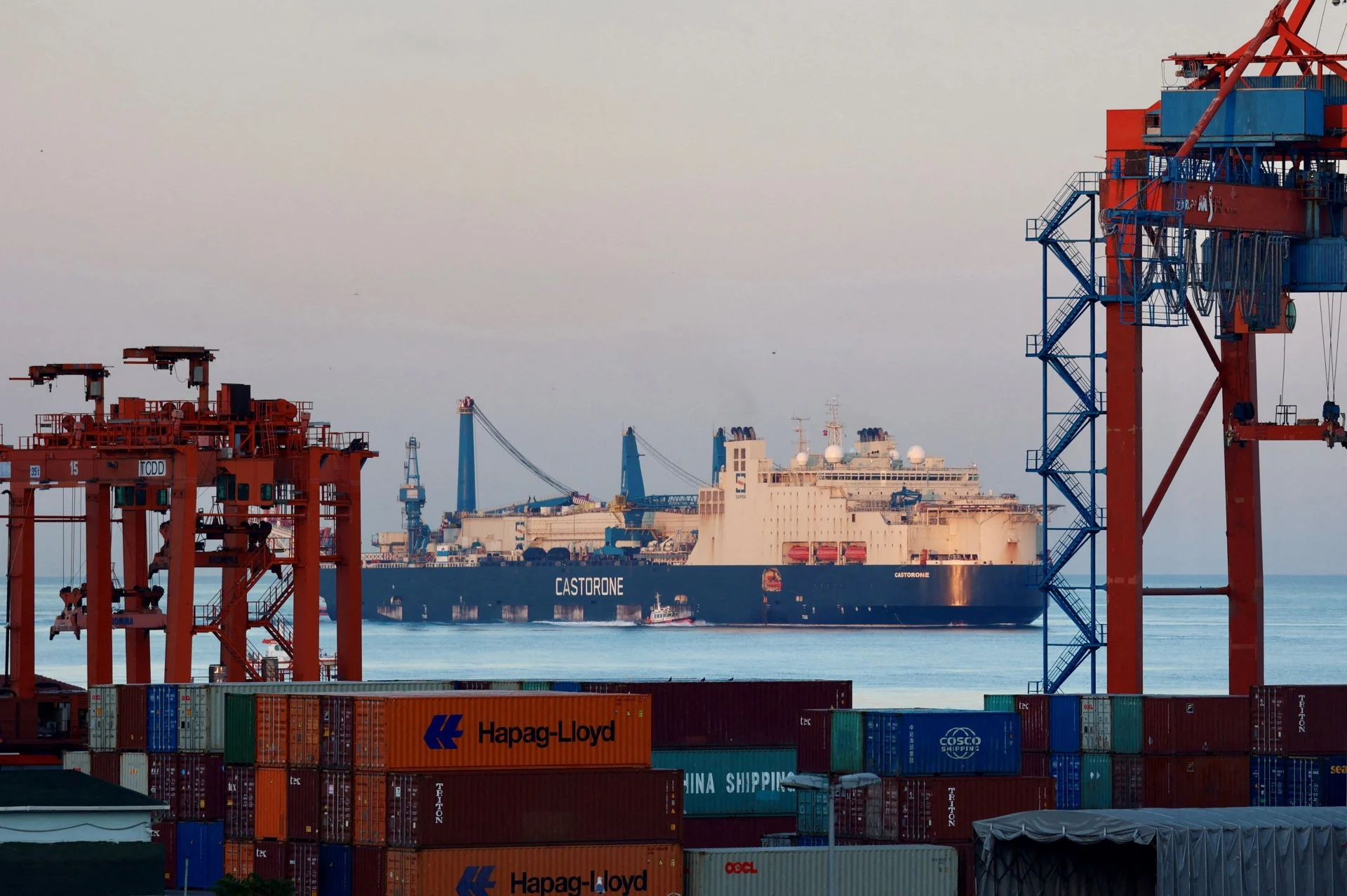 Η Άγκυρα ζητεί από τη Ρωσία και την Ουκρανία «μορατόριουμ» στις επιθέσεις στα πλοία στη Μαύρη Θάλασσα