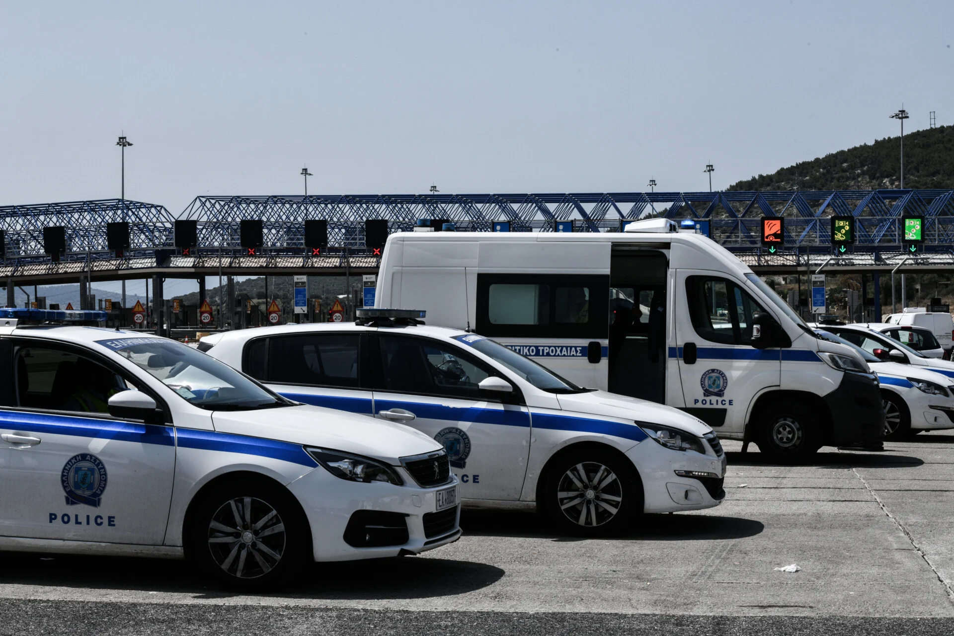 Επί ποδός στις εθνικές οδούς για τις μετακινήσεις του Δεκαπενταύγουστου