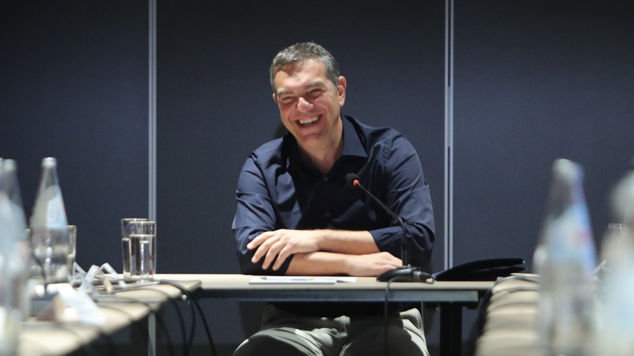 Τσίπρας: «Ετοιμαζόμαστε όχι μόνο να δώσουμε τη μάχη αλλά και για να κυβερνήσουμε την επόμενη μέρα»