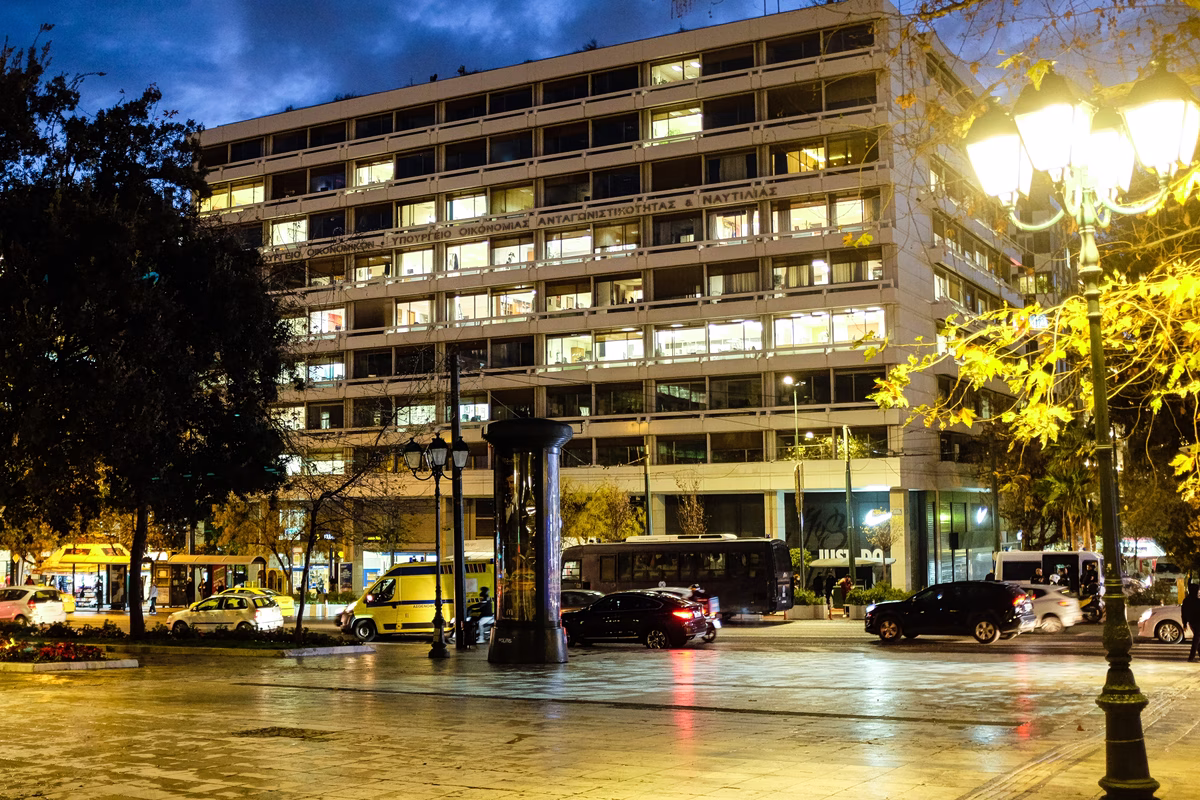 Απάντηση μέσω ΥΠΕΘΟ στο ΠΑΣΟΚ για το ιδιωτικό χρέος - «Μοιράζουν ανέξοδες υποσχέσεις»