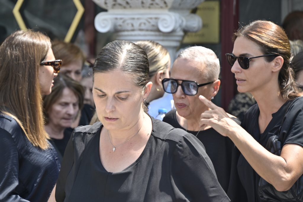 Το τελευταίο «αντίο» στον Δημήτρη Κόκοτα