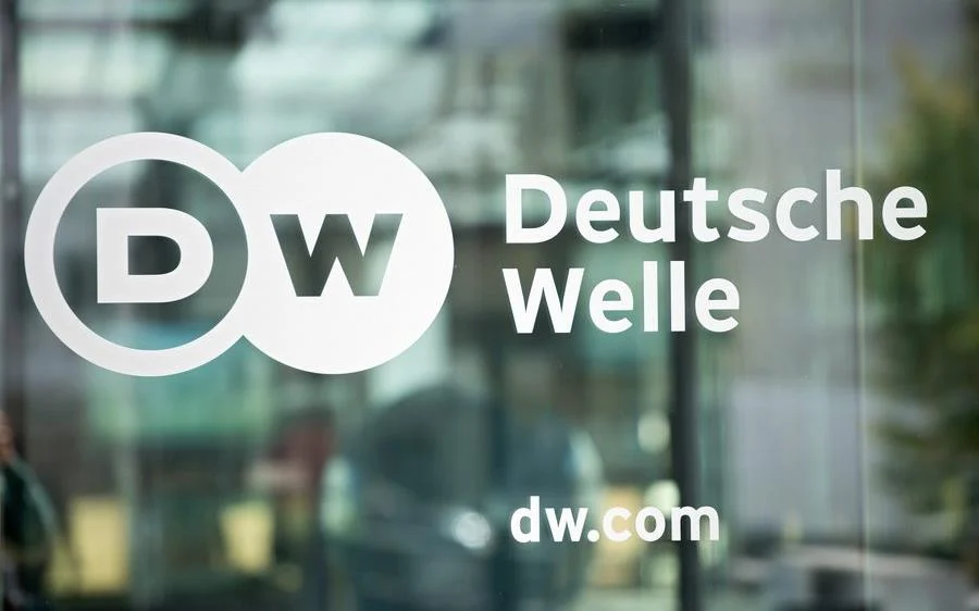 Η ελληνική υπηρεσία της Deutsche Welle θα συνεχίσει τη λειτουργία της