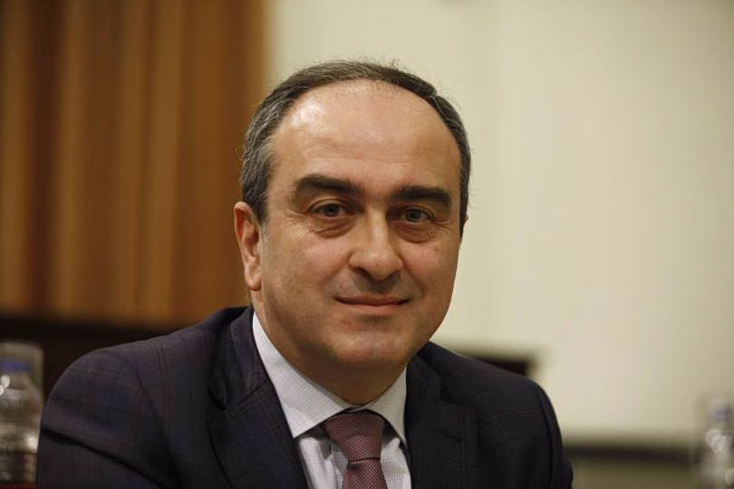 Η ανασύνθεση της κεντροδεξιάς πέρα από πρόσωπα