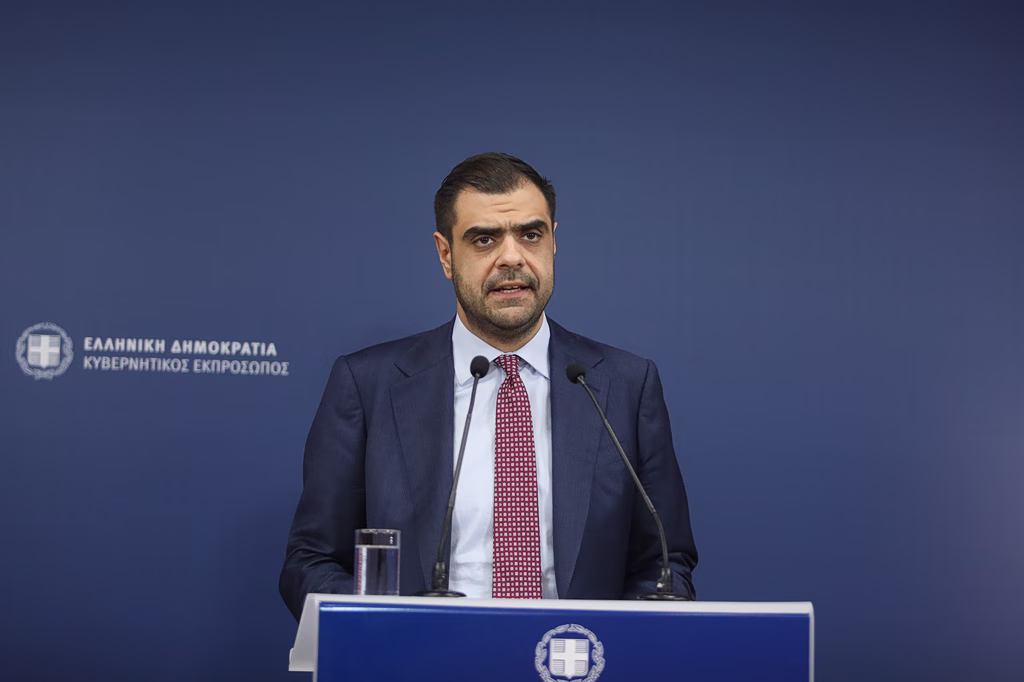 Μαξίμου κατά Ανδρουλάκη για τα μέτρα της ΔΕΘ: «Απ’ όλα είχε – Εκτός από κοστολογημένο σχέδιο»