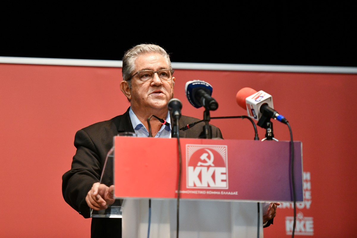 Live η ομιλία του γ.γ. του ΚΚΕ Δημήτρη Κουτσούμπα από το βήμα της 90ής ΔΕΘ