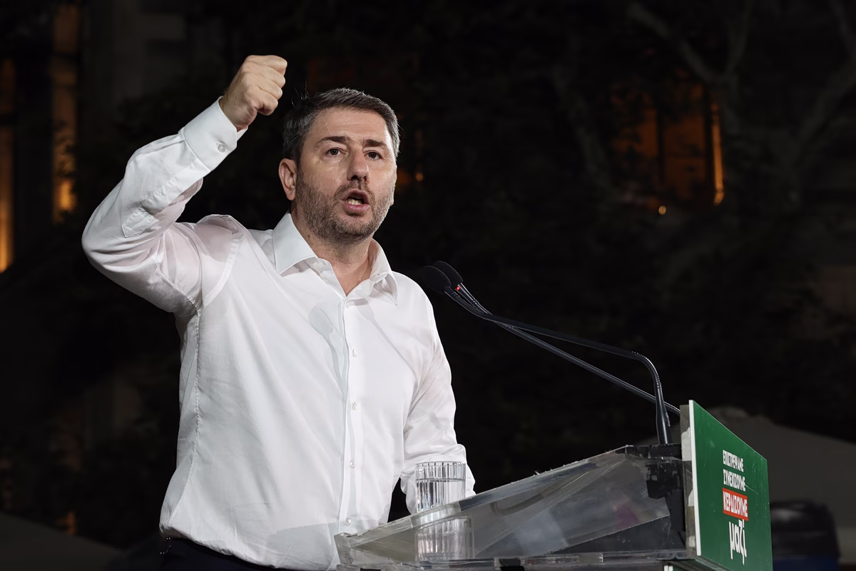 Ανδρουλάκης: Ξεκίνημα για το ορμητικό ρεύμα πολιτικής αλλαγής - Προτεραιότητα η επαναφορά 13ου μισθού και σύνταξης