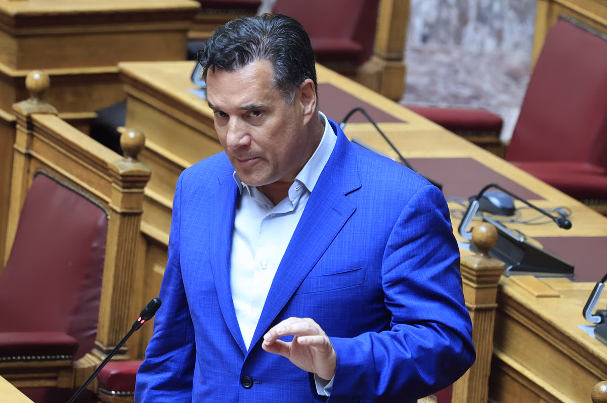 Γεωργιάδης για την κλινική όπου υπέστη ανακοπή ο Μαζωνάκης: Δεν είχε άδεια για πλασμαφαίρεση, ζήτησα έρευνα από τον ΙΣΑ