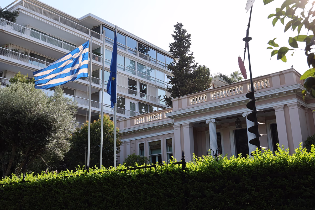 «Δεν είναι απόφαση» - Υποβαθμίζει η κυβέρνηση την παραπομπή Τριαντόπουλου στο Ειδικό Δικαστήριο