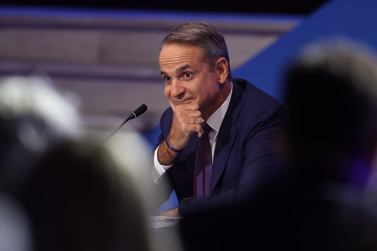 Μητσοτάκης: Ο Σαμαράς να σκεφθεί την υστεροφημία του - Εφικτή η αυτοδυναμία για τη ΝΔ