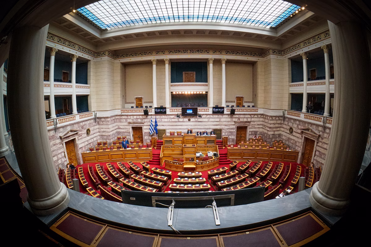 Βουλή: Συνεχίζεται η συζήτηση για τη Συνταγματική Αναθεώρηση - Σήμερα η δεύτερη ψηφοφορία