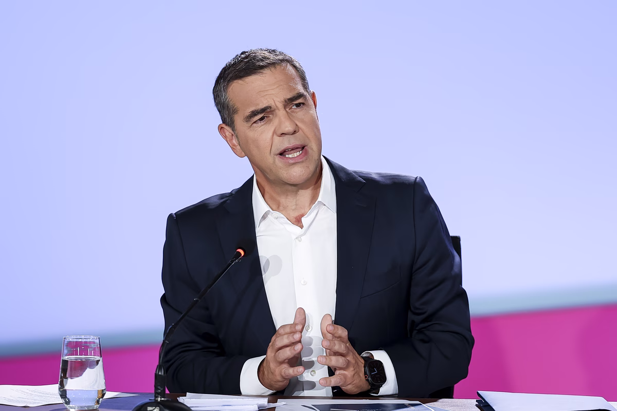 Συνάντηση με την Ομοσπονδία Υπαλλήλων ΔΥΠΑ θα έχει την Τρίτη 15 Σεπτεμβρίου ο Αλέξης Τσίπρας