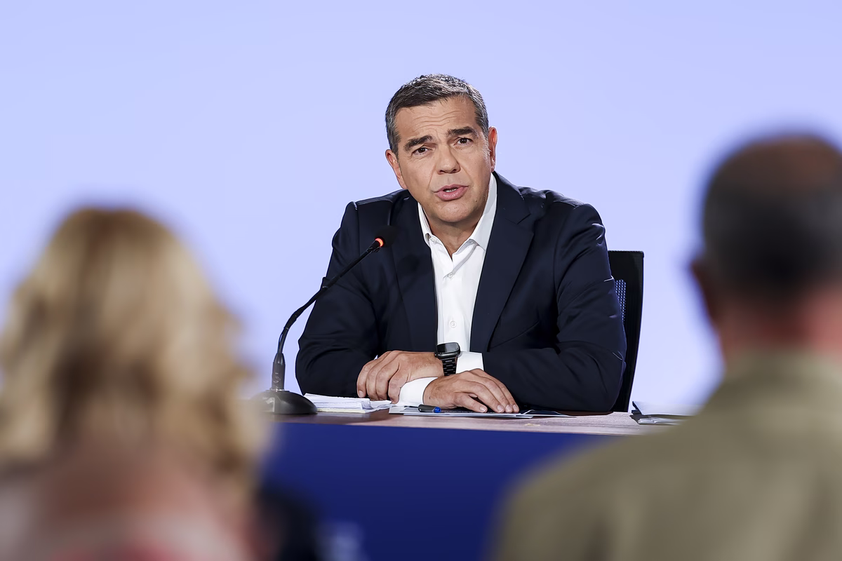 Τσίπρας: Κάλεσμα στους μικρομεσαίους για αλλαγή – Το δίπτυχο αξιοπιστία και επίθεση σε καρτέλ και μονοπώλια