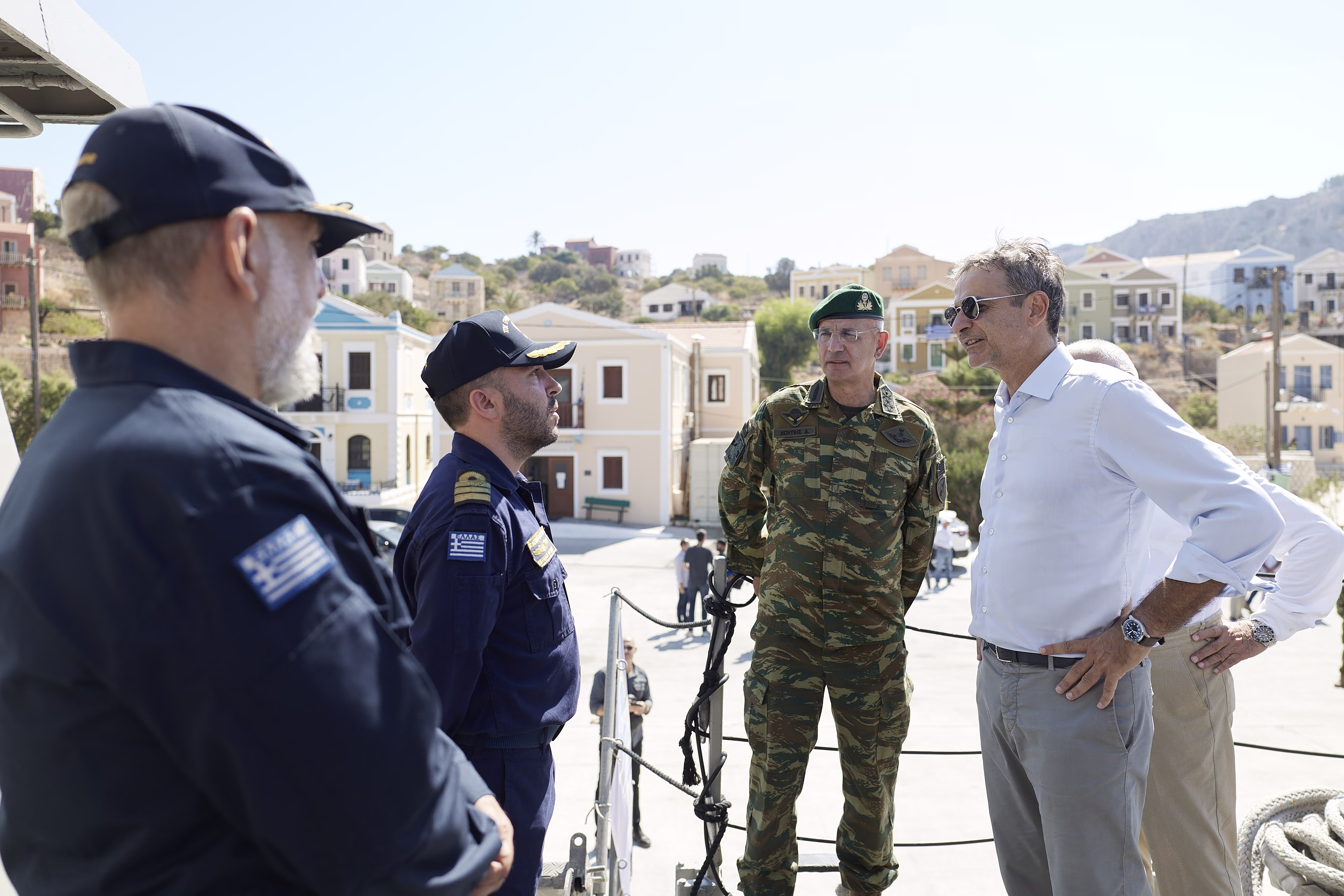 Σε Ρω και Στρογγύλη ο Μητσοτάκης: «Η κυβέρνηση στέκεται δίπλα στο νησιωτικό σύμπλεγμα της Μεγίστης»