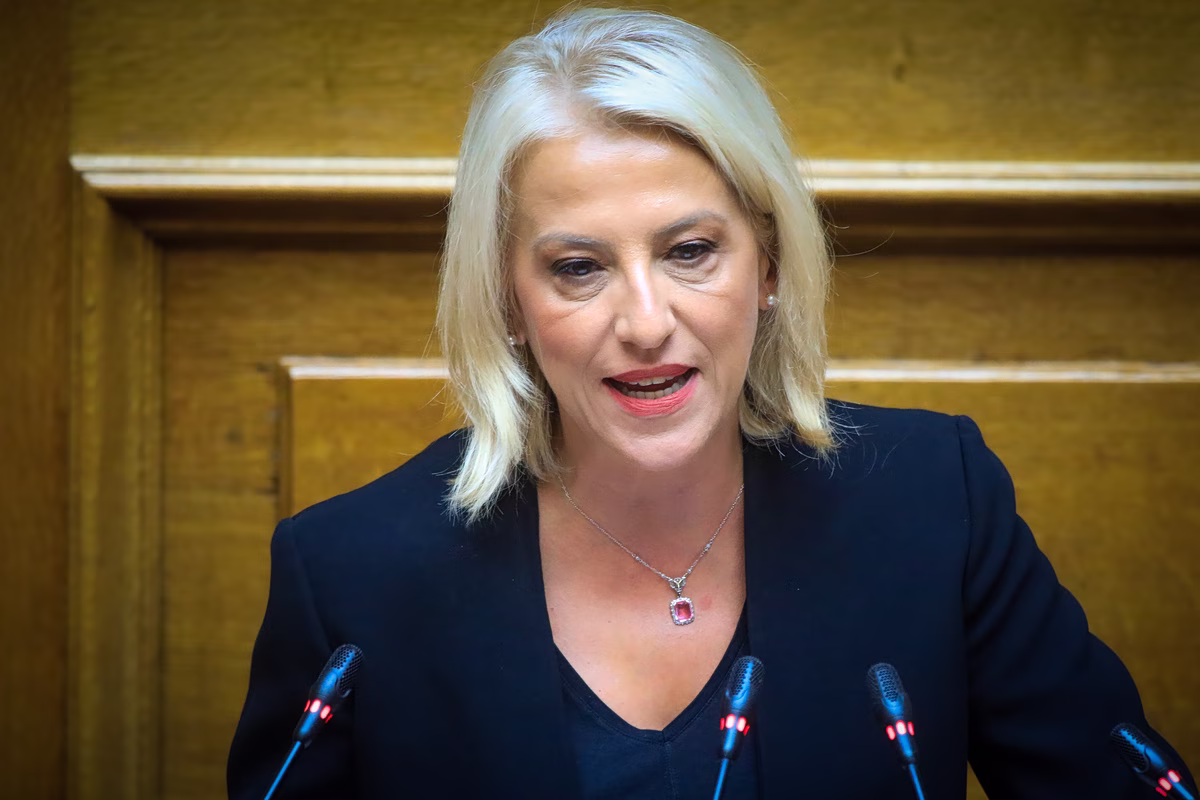 Δούρου: Η Μαργαρίτα Παπανδρέου ήταν φεμινίστρια πριν από την εποχή του Me Too - Πάντα παρούσα με ήθος και άποψη