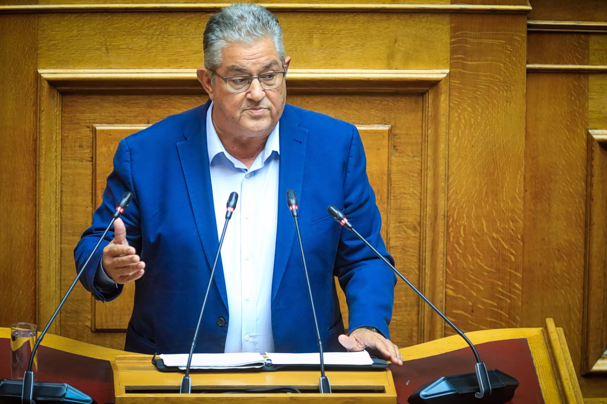 Κουτσούμπας: Ανούσια κοκορομαχία Μητσοτάκη και Ανδρουλάκη – Αλλά αυτοί είστε