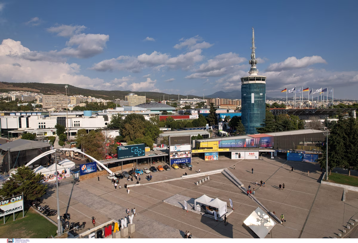Παροχολογίας συνέχεια από την κυβέρνηση, ξορκίζει αντιπάλους με πυροτεχνήματα για μουσαμάδες - Πληρωμένη απάντηση κομμάτων