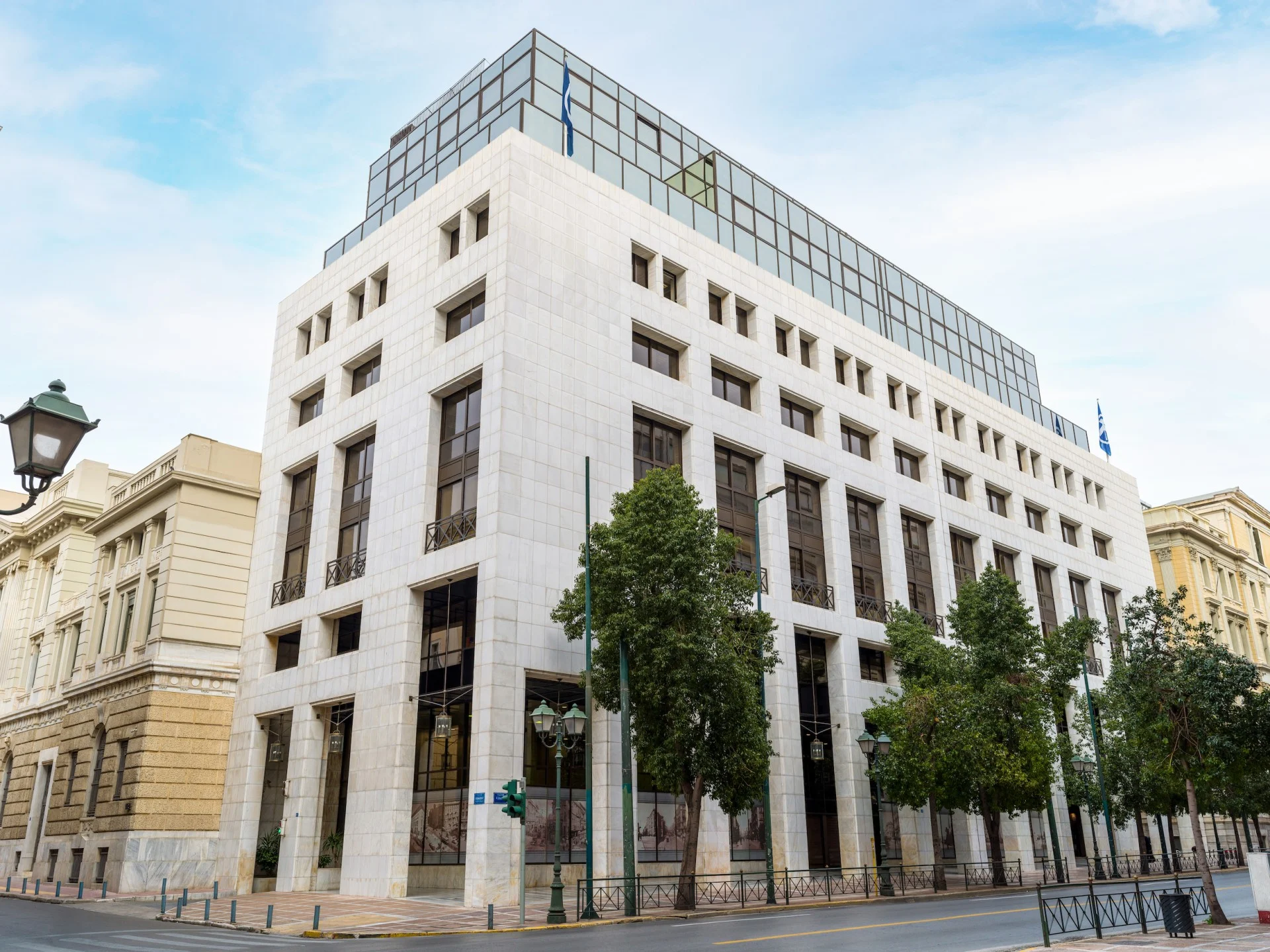 Χρηματιστήριο: Οδεύει προς τα 11 δισ. ευρώ η Alpha Bank
