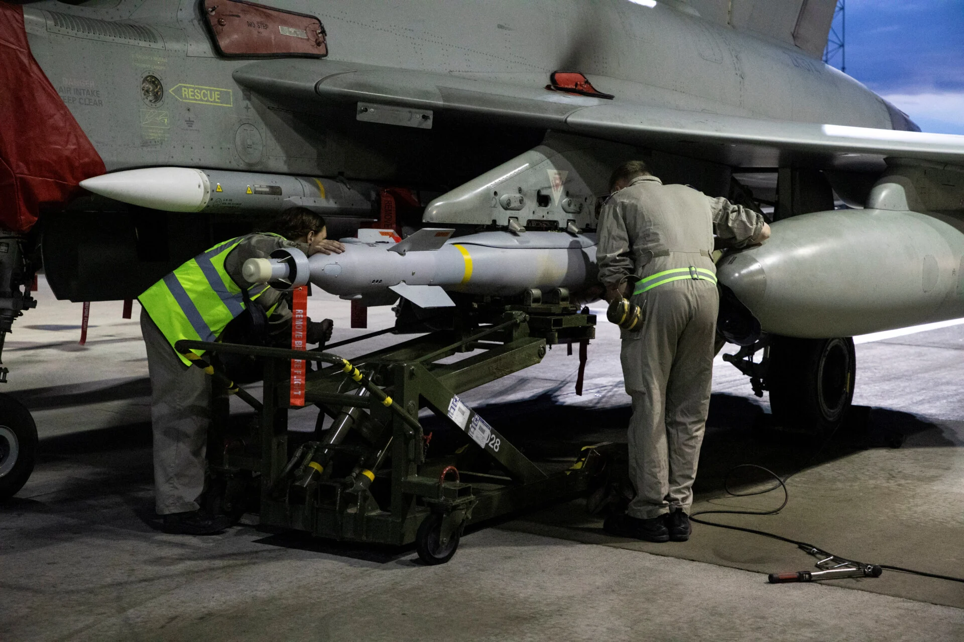 Η Βρετανία στέλνει τη RAF για να υποστηρίξει τη Σαουδική Αραβία έναντι των Χούθι
