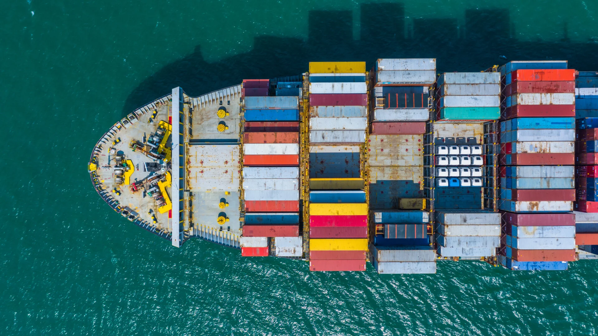 Με δύο ταχύτητες η αγορά των containers