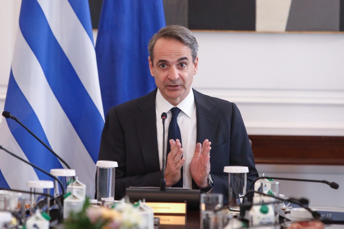 Τέσσερις παρεμβάσεις για καύσιμα και οφειλές ανακοίνωσε το Μαξίμου