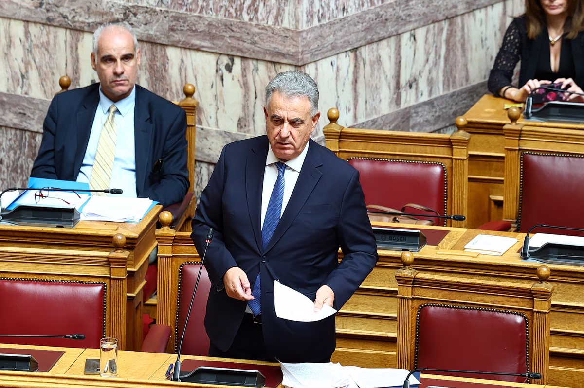 Αφθώδης πυρετός: «Ενιαίος συντονισμός και ταχύτητα» το κυβερνητικό επιχείρημα για την εμπλοκή του Στρατού