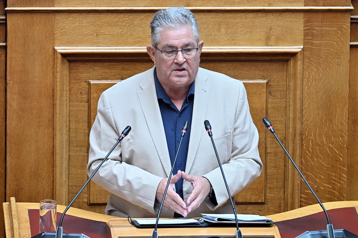 Κουτσούμπας: Κράτος και κεφάλαιο οι μεγαλύτεροι εμπρηστές - Tο ΚΚΕ θα κάνει ό,τι μπορεί για να ανατραπεί αυτή η πολιτική
