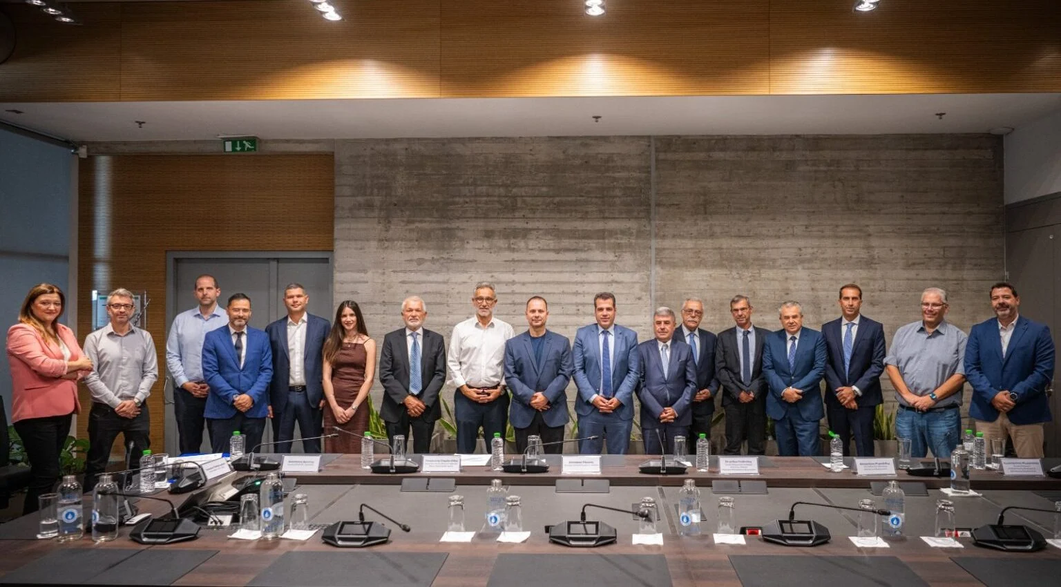 Συμφωνίες-πλαίσιο 137,1 εκατ. ευρώ για διαχείριση και λειτουργία των δομών του