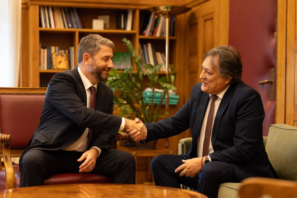 Στην Κ.Ο. του ΠΑΣΟΚ εντάσσεται ο Αλ. Αυλωνίτης