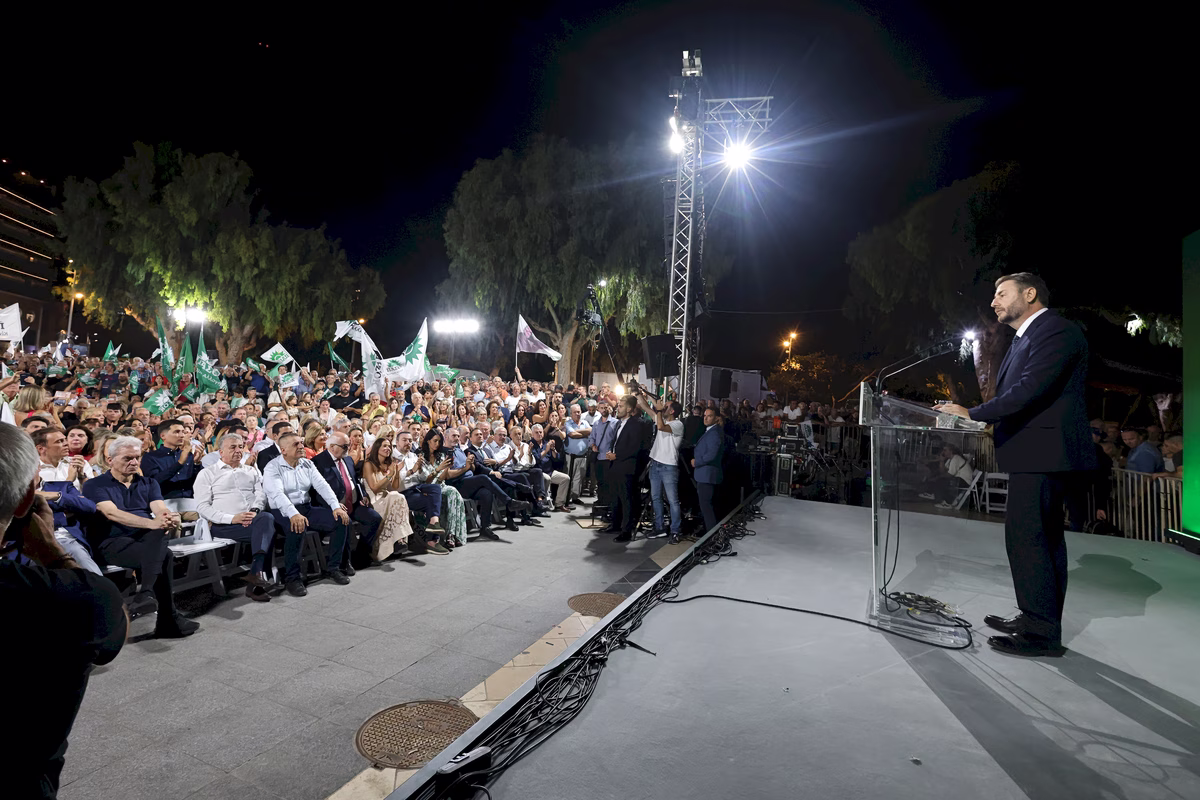 Ανδρουλάκης: Δεσμεύομαι για επαναφορά 13ου μισθού 13ης σύνταξης και ΕΚΑΣ - Τα μέτρα που ανακοίνωσε
