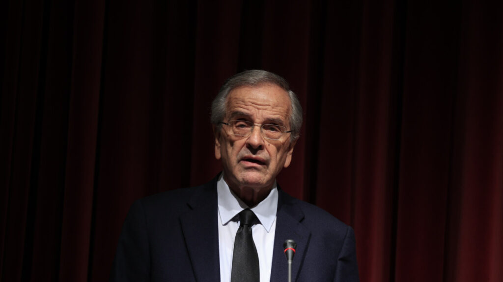 Αγριεύει το μέτωπο κυβέρνησης - Αντώνη Σαμαρά