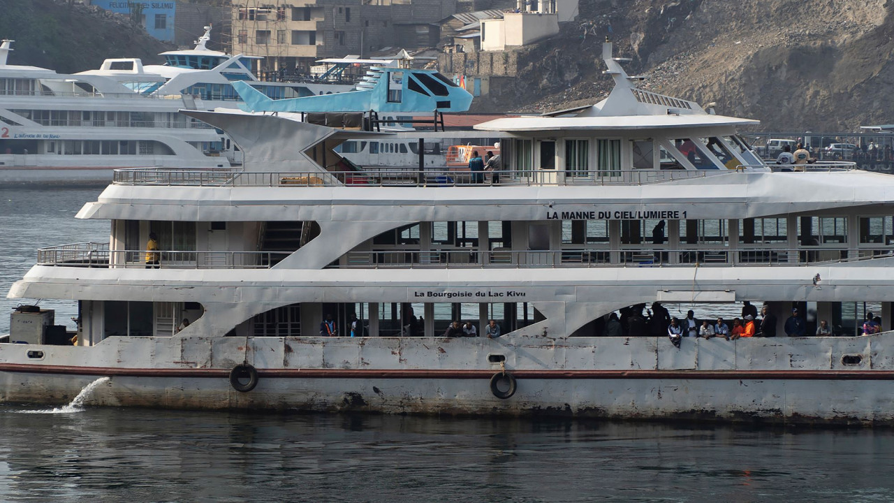 Κονγκό: Περισσότεροι από 40 αγνοούμενοι μετά τη βύθιση πλοίου στη λίμνη Τανγκανίκα