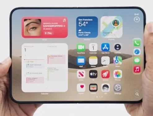 Η Apple αποκάλυψε τα νέα της προϊόντα και το πρώτο της αναδιπλούμενο κινητό τηλέφωνο