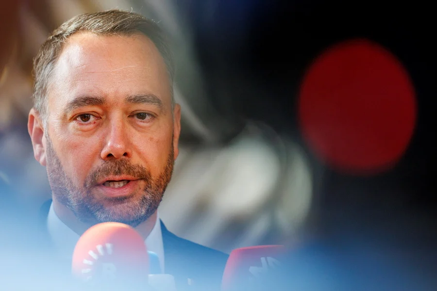 Αμετάβλητη η θέση της χώρας σχετικά με τα δεσμευμένα ρωσικά περιουσιακά στοιχεία