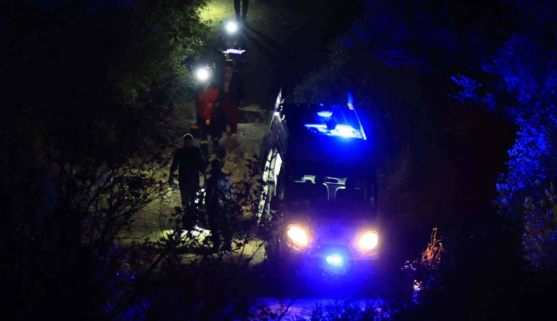 Κορινθία: Νυχτερινή επιχείρηση βοήθειας σε πεζοπόρους