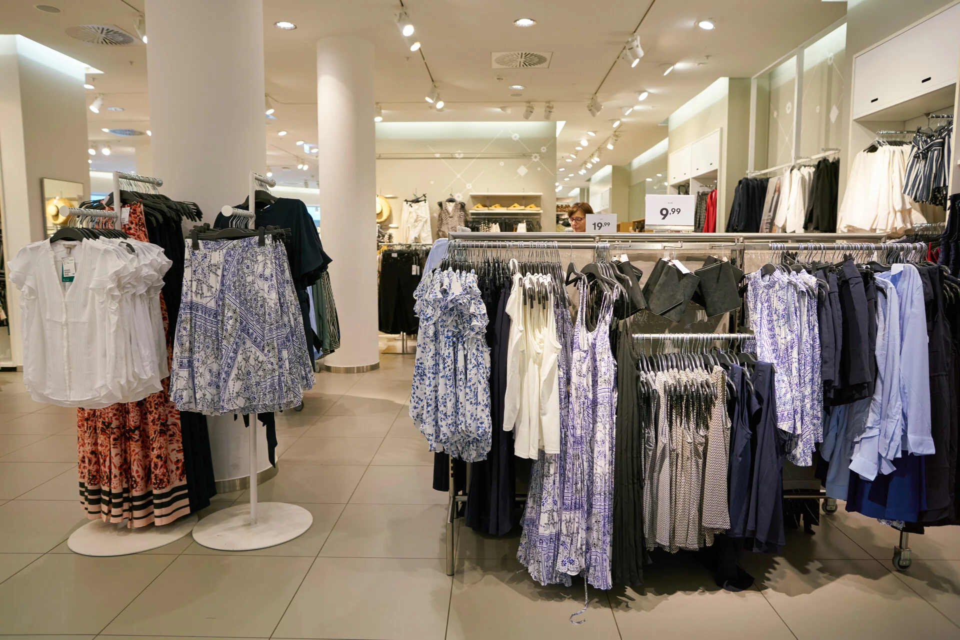 Greece's clothing and footwear spending reaches €4.6bn in 2025