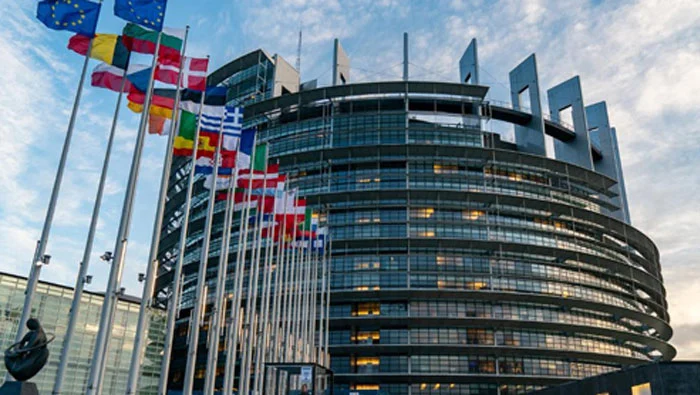 Χαλάρωση των κανόνων «Made in Europe» ζητά η Γερμανία από την ΕΕ