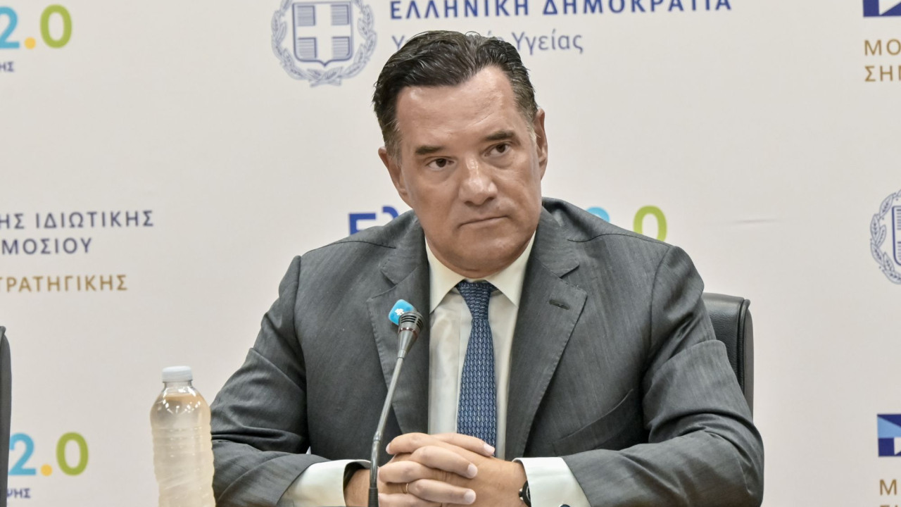 Γεωργιάδης κατά Καρυστιανού: Δεν υπάρχει κβαντική ιατρική - Θα ελεγχθεί και αυτή