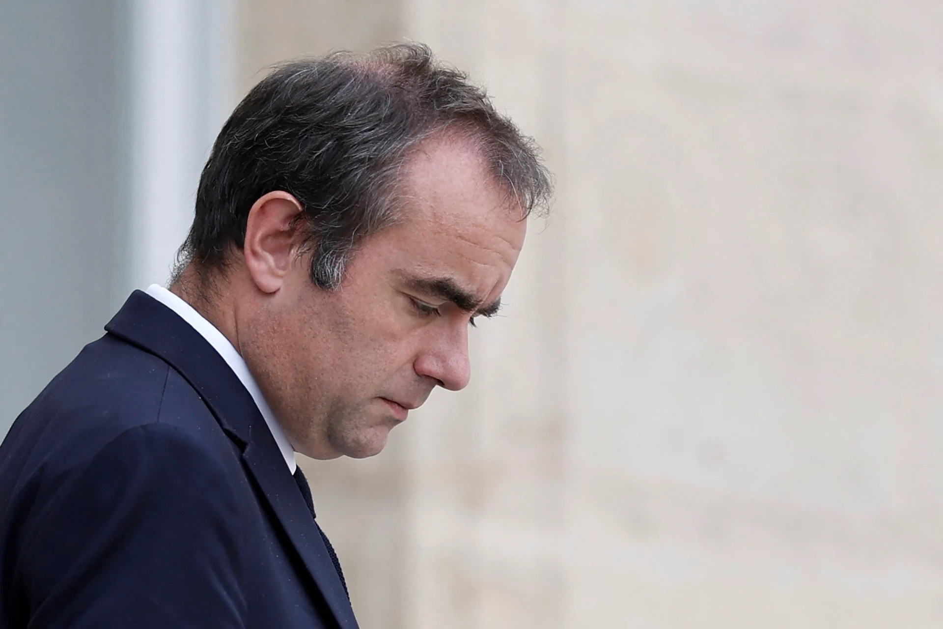 Ο Λεκορνί παρατείνει τα στοχευμένα μέτρα ενίσχυσης για τα καύσιμα έως το τέλος του έτους