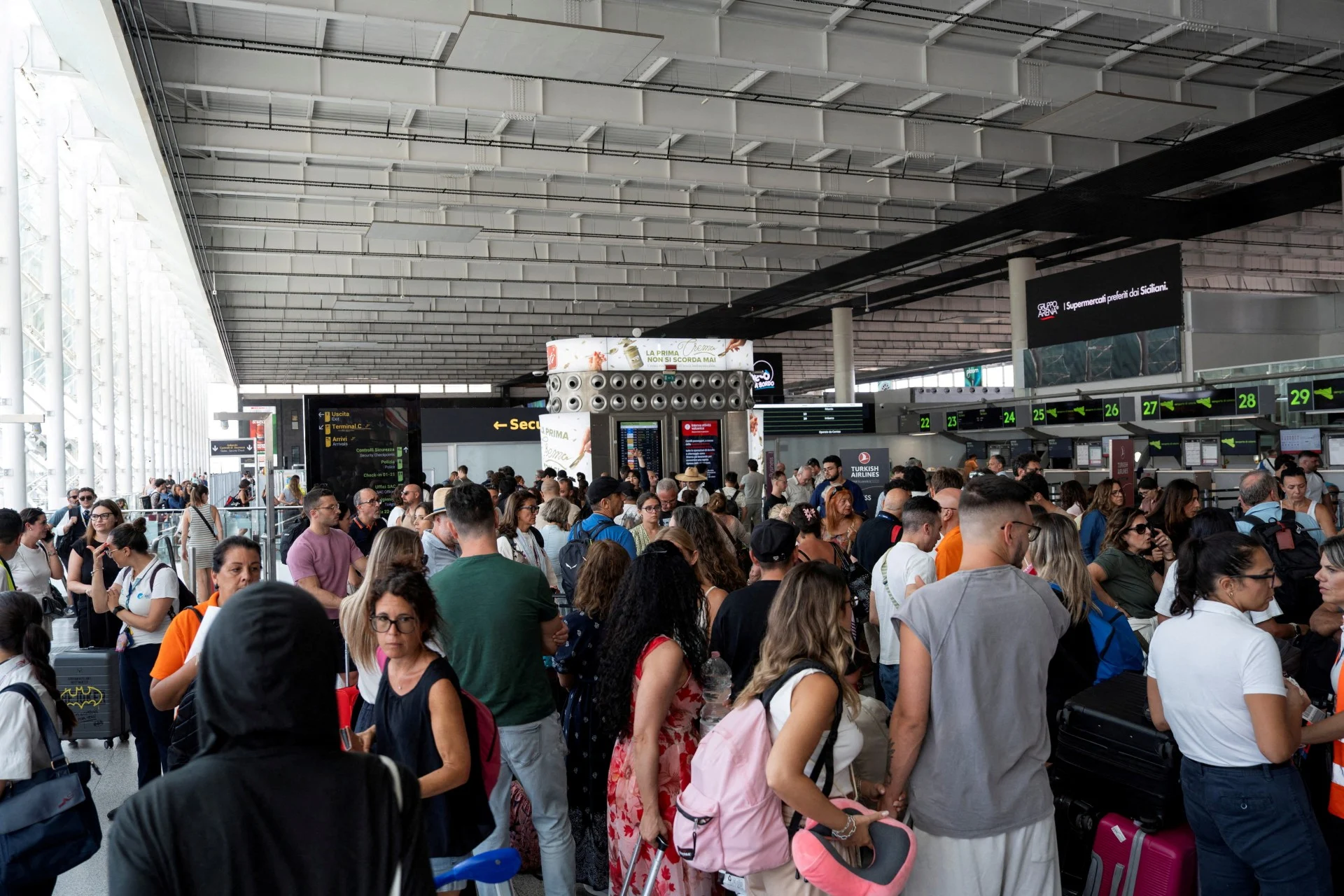 Νέα παράταση στην αναστολή της Σένγκεν με την Ισπανία