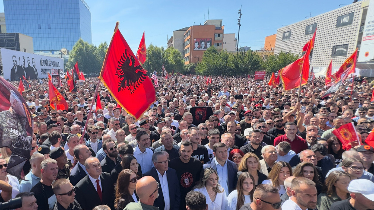 Κόσοβο: Διαδήλωση βετεράνων του UCK για την καταδίκη του Θάτσι