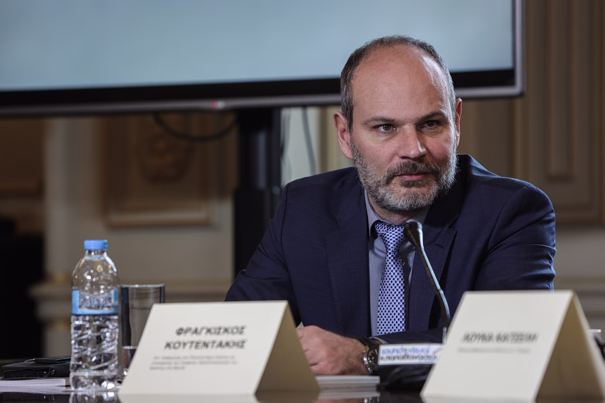 Φ. Κουτεντάκης (ΕΛΑΣ): Η κυβέρνηση απαντά σαν εκπρόσωπος των διυλιστηρίων