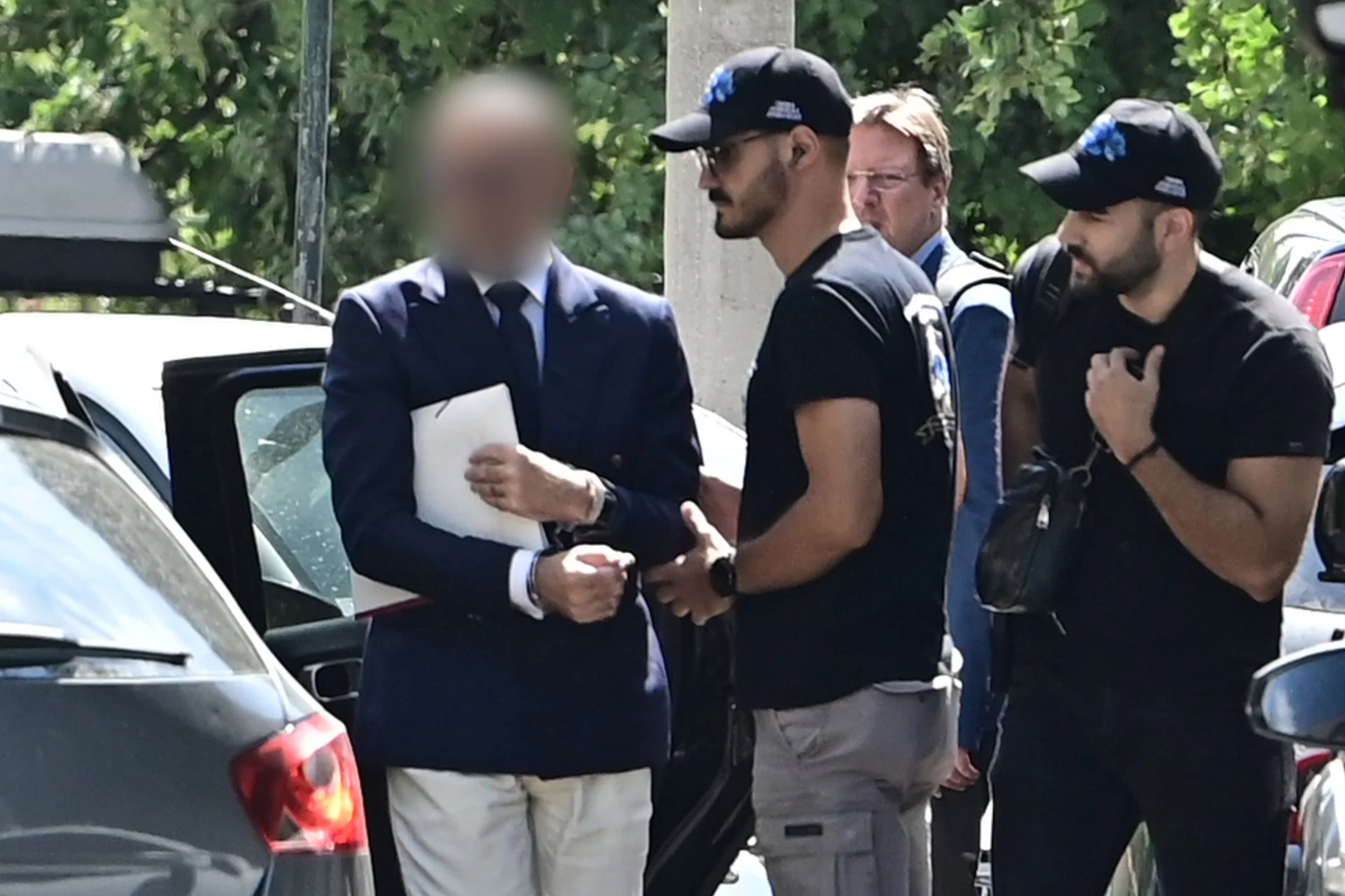 Αποκαλυπτική μαρτυρία για τον θάνατο Μαζωνάκη: «ΚΑΡΠΑ με το ένα χέρι έκανε ο γιατρός»