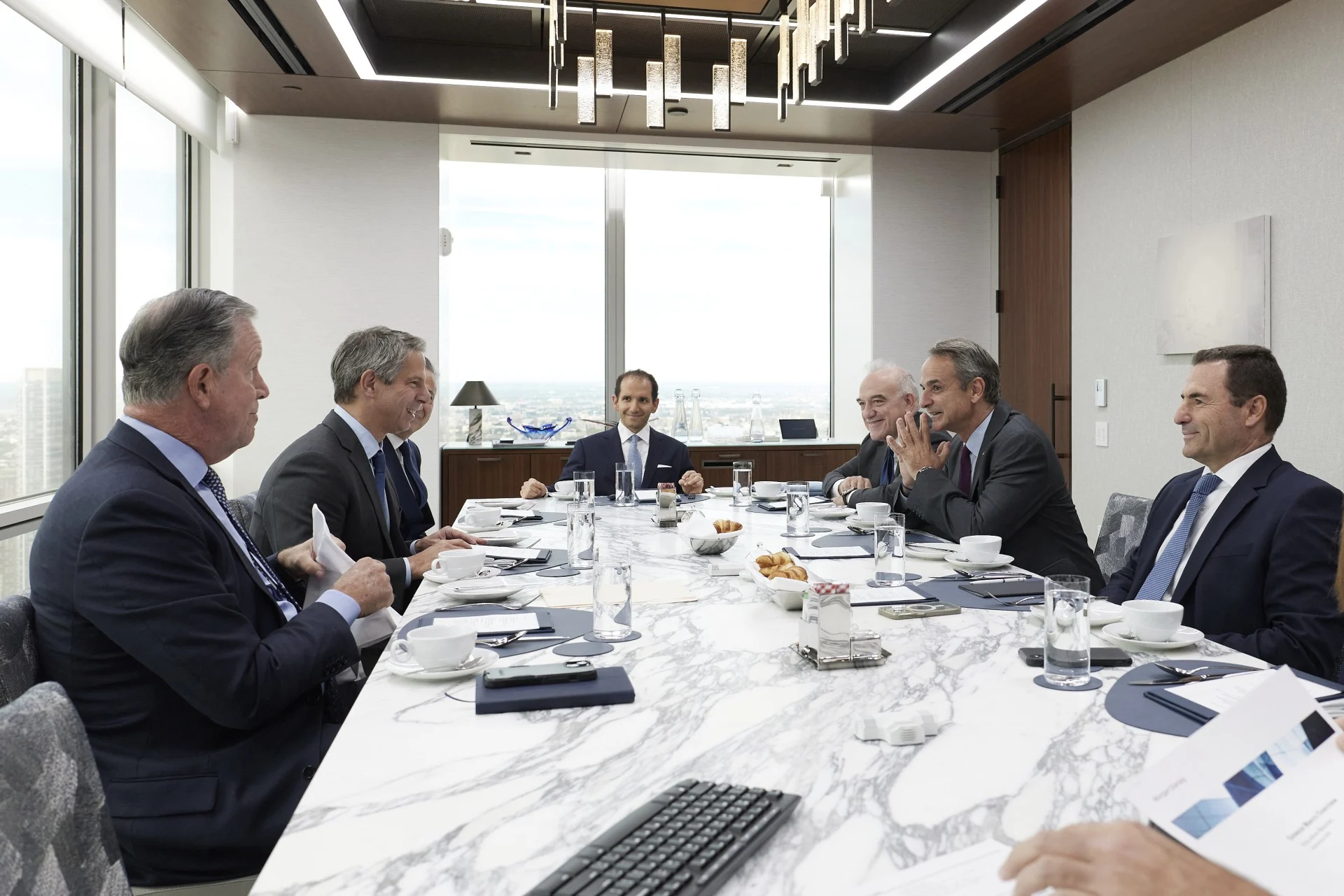 Στο επίκεντρο οικονομία και ενέργεια