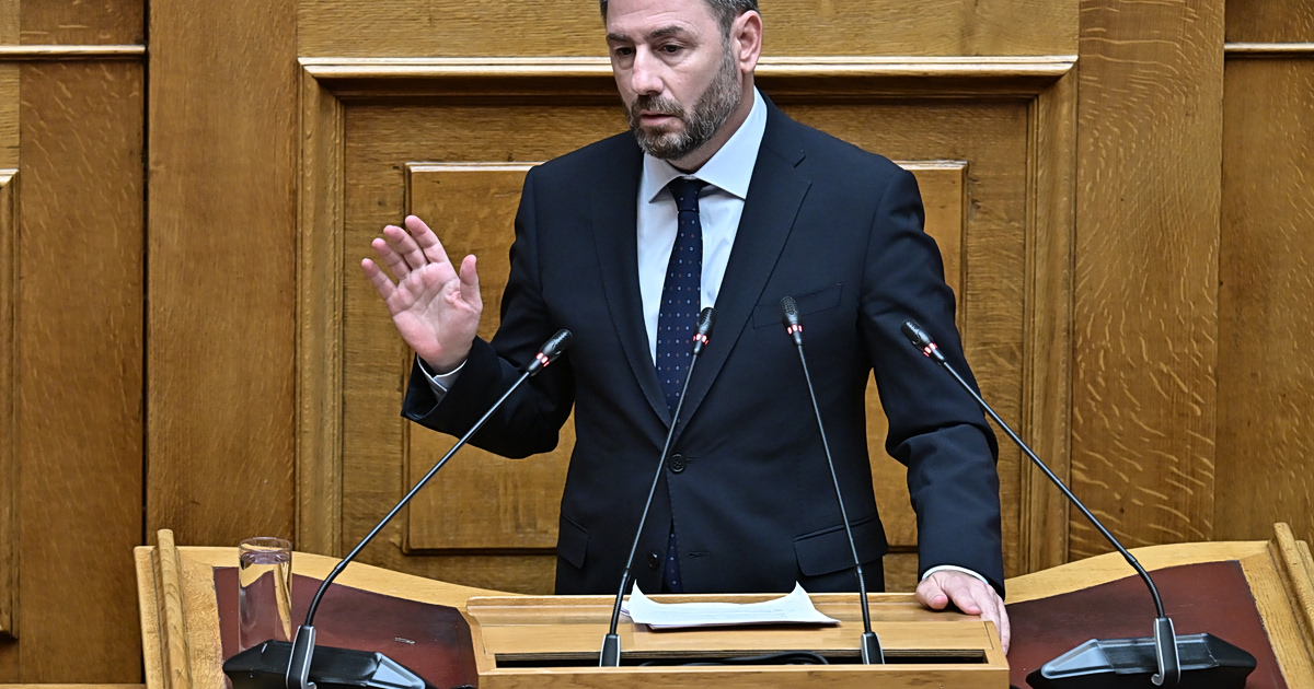 ΠΑΣΟΚ: Αντεπίθεση σε θεσμικό πλαίσιο