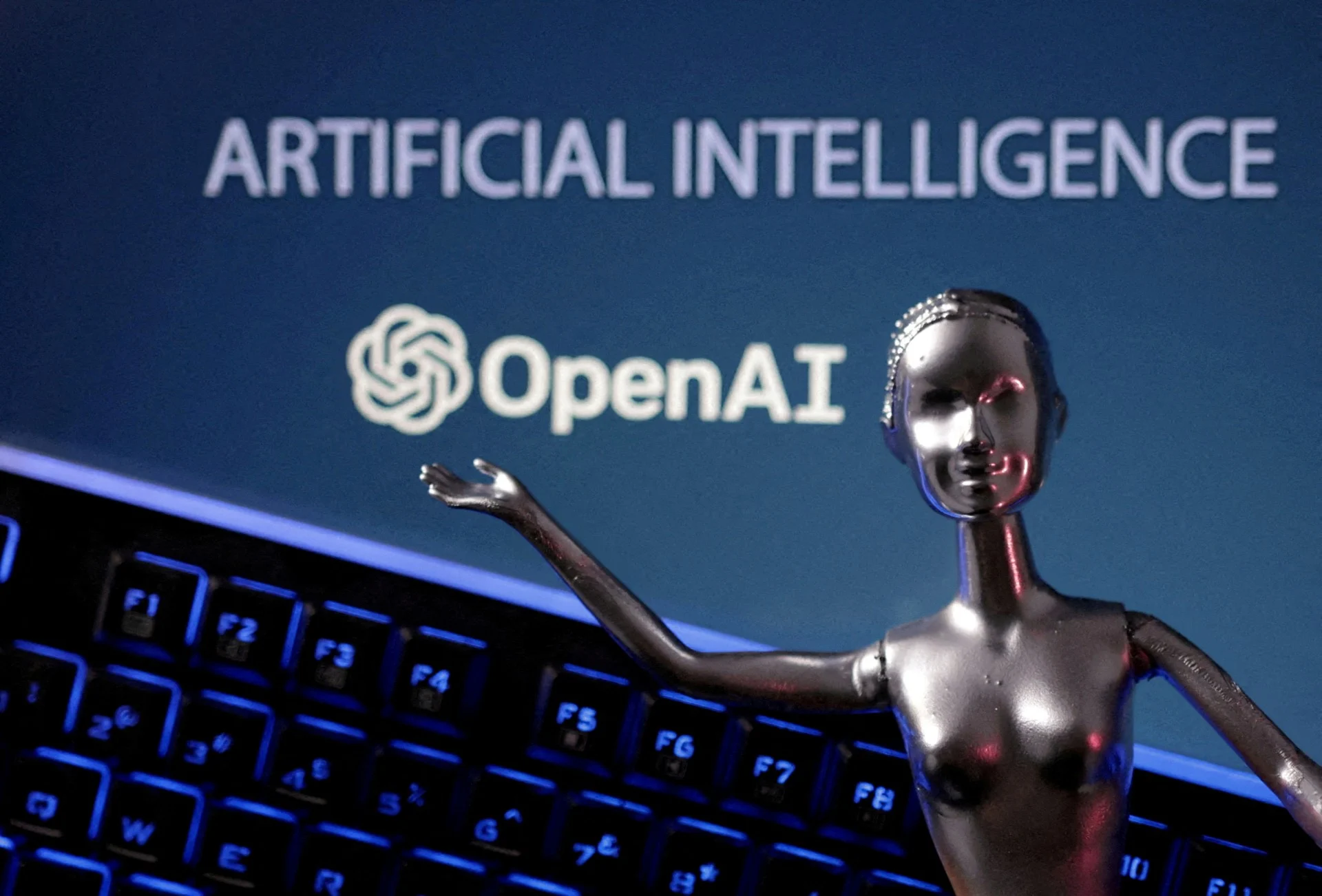 Οι AI agents της OpenAI επιτέθηκαν στην κυβέρνηση των ΗΠΑ ενώ παράλληλα δημοσίευσαν εικόνες χρηστών του ChatGPT