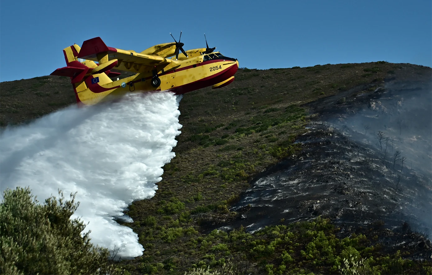 Ενισχύθηκαν οι πυροσβεστικές δυνάμεις – News.gr