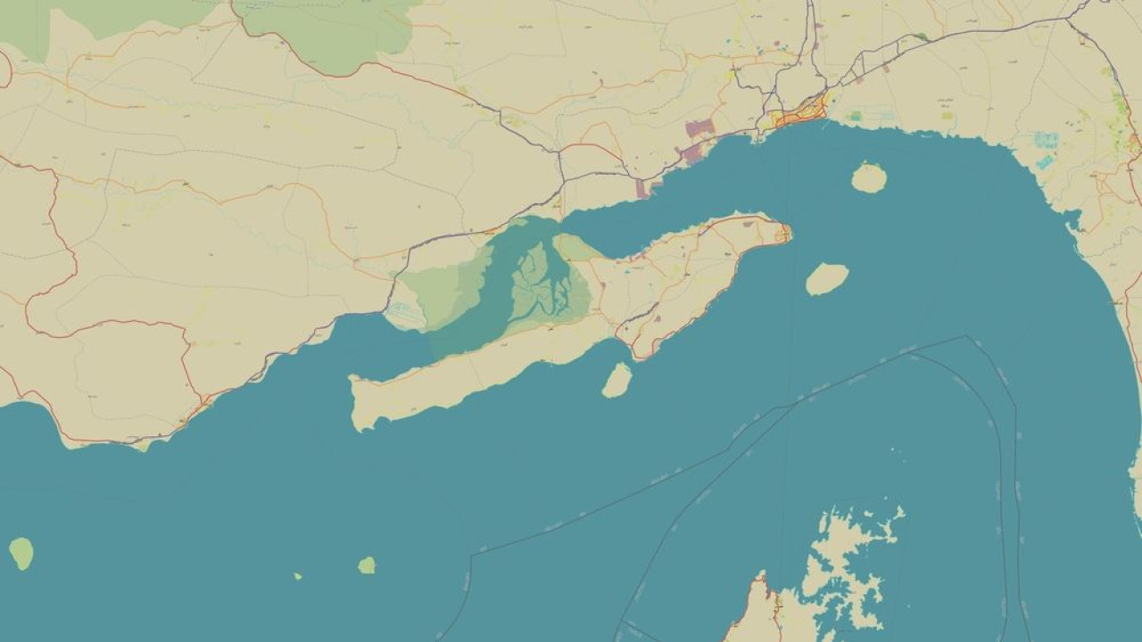 Εκρήξεις ακούστηκαν κοντά στο νησί Κεσμ