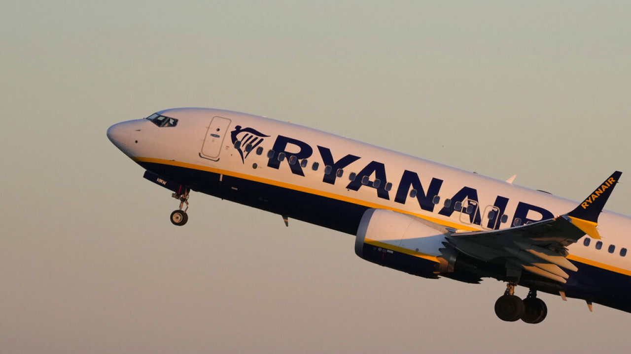 Ryanair: Συγγνώμη του CEO για σύγκριση ανταγωνιστών με «βιαστές»