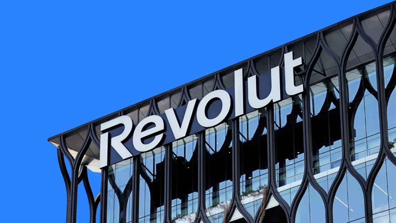 Η Revolut εξασφαλίζει υπό όρους έγκριση για άδεια λειτουργίας εθνικής τράπεζας στις ΗΠΑ