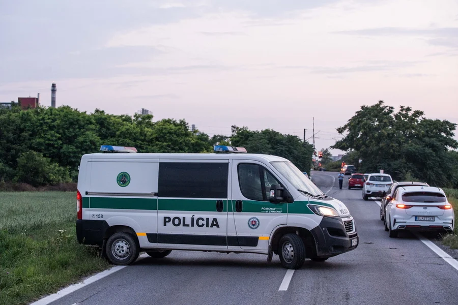 Νεκρή 61χρονη και δύο τραυματίες σε επίθεση μαθητή σε σχολείο